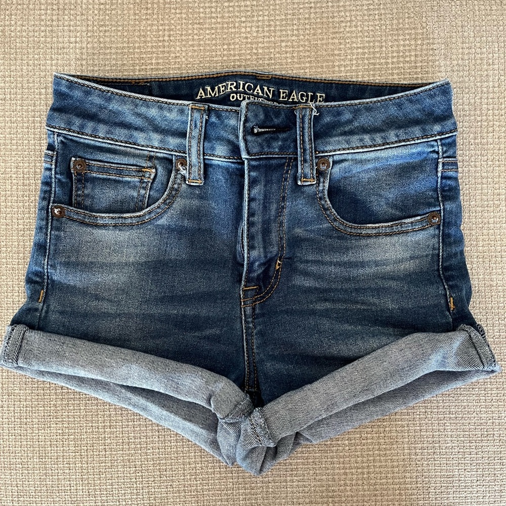American Eagle Outfitters Blue Jean Shorts Classic Cut-Off Style